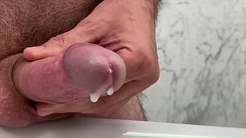 Me cumming with moaning to orgasm
